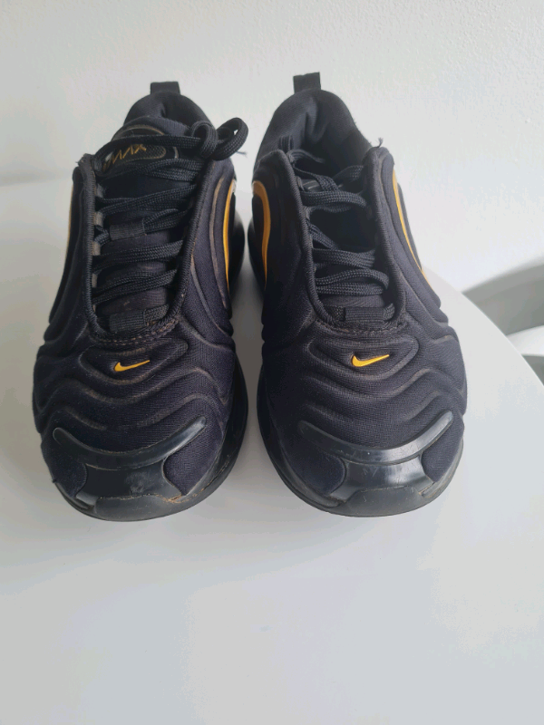 NIKE AIR MAX 720 (USED) size 3 | in 